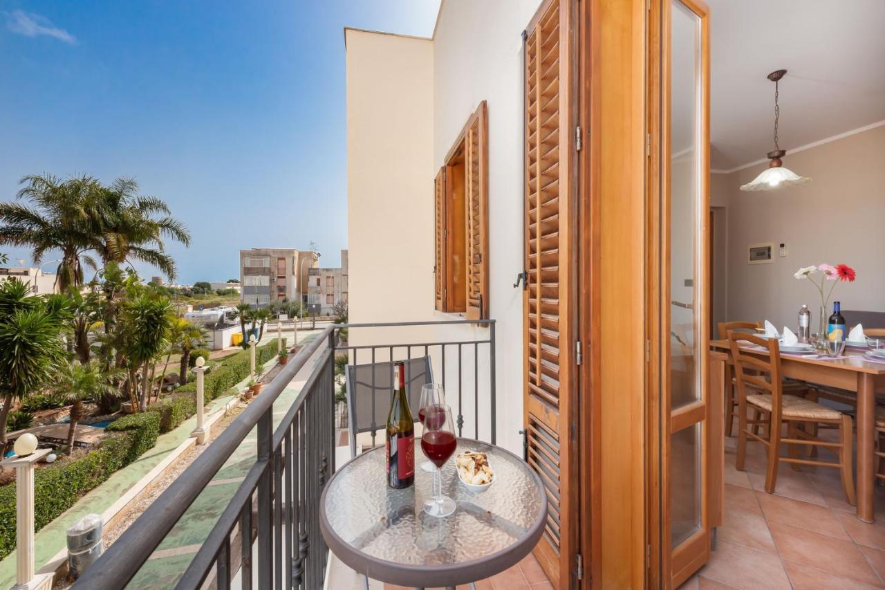 Residence I Tesori Di San Vito San Vito Lo Capo Exterior photo
